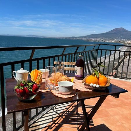 Vip Sul Mare Bed and Breakfast Castellammare di Stabia Εξωτερικό φωτογραφία