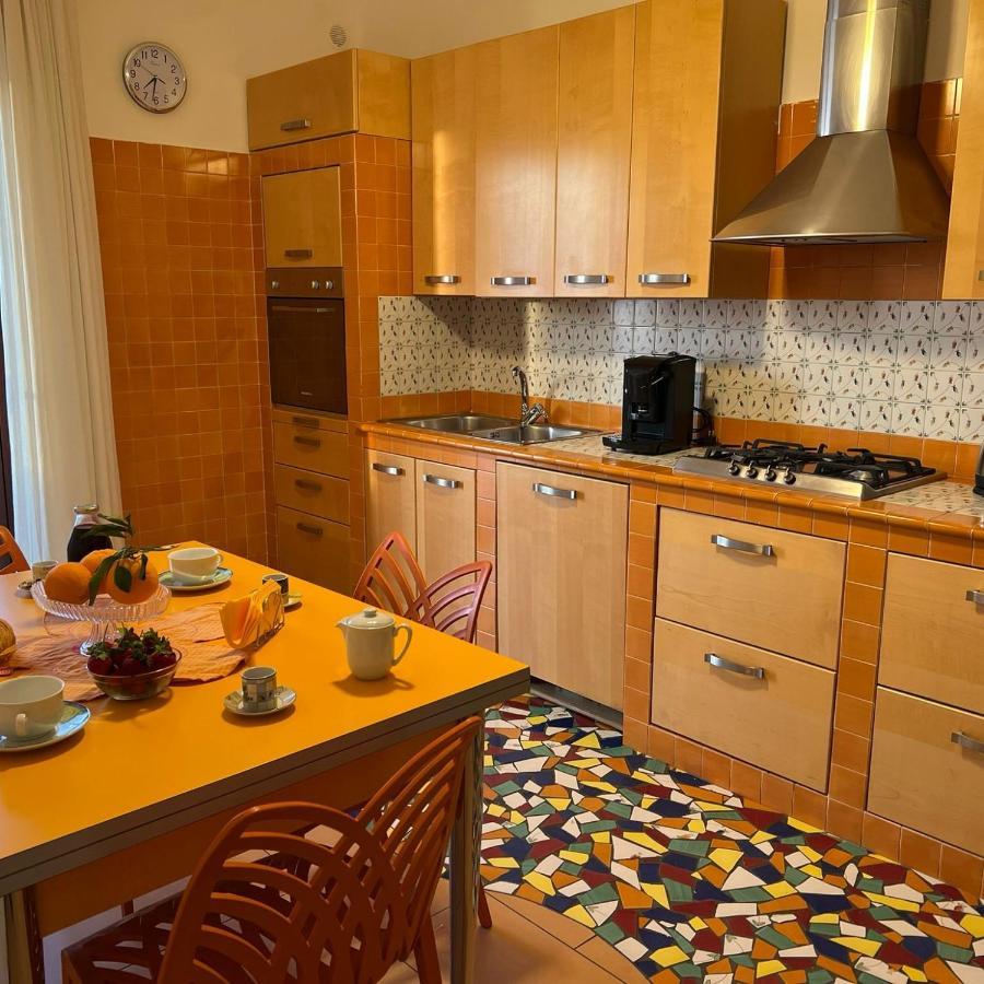 Vip Sul Mare Bed and Breakfast Castellammare di Stabia Εξωτερικό φωτογραφία